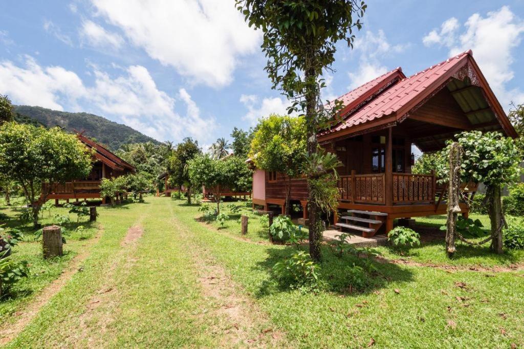 OYO 1143 Phet Luran Thai Resort Kohchang Koh Chang Exterior foto